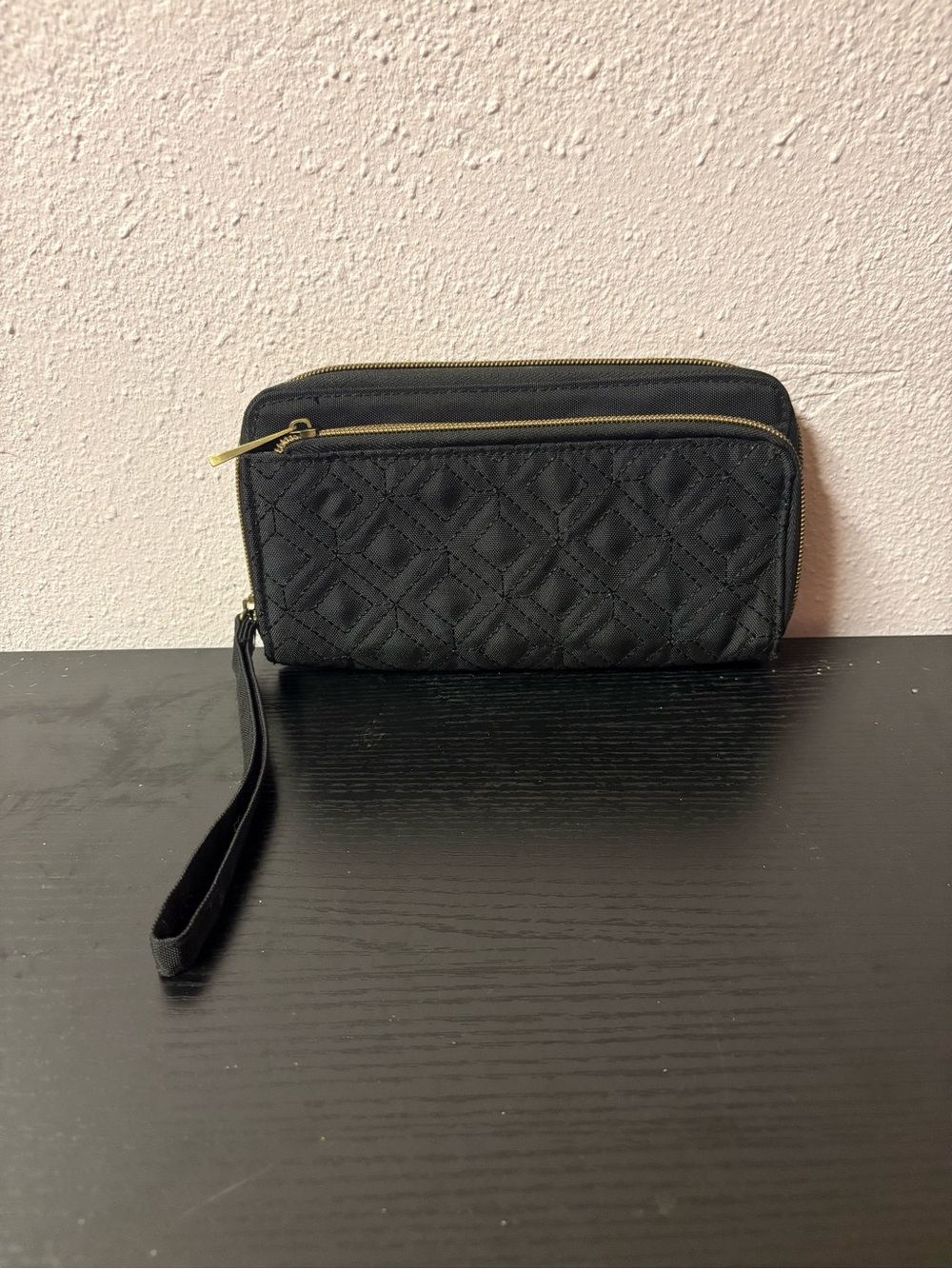 Black Quilted Zip Around Wristlet Wallet Organizer Clutch